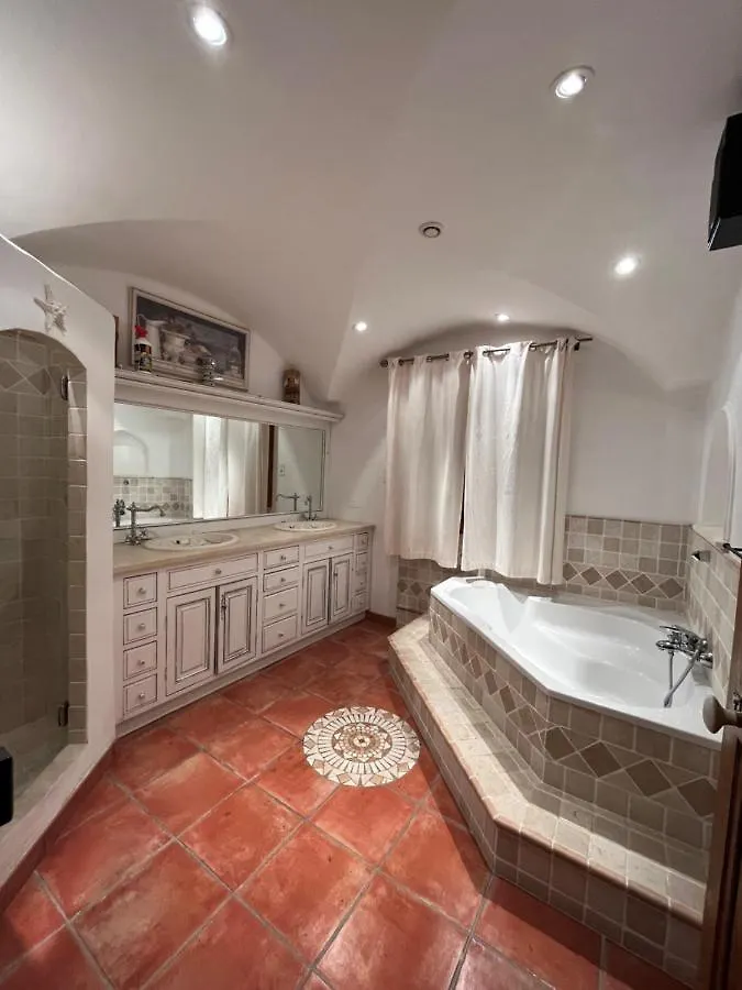 Le Cabanon Des Cigales Provencale Villa Puymeras 0*,  France